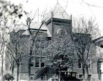 Seventh Street Elementary in Anderson, IN